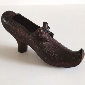 Lady's Victorian Metal Shoe